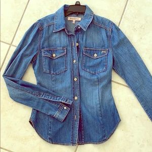 NWT Fitted denim button down